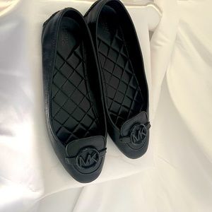 Michael kors flats